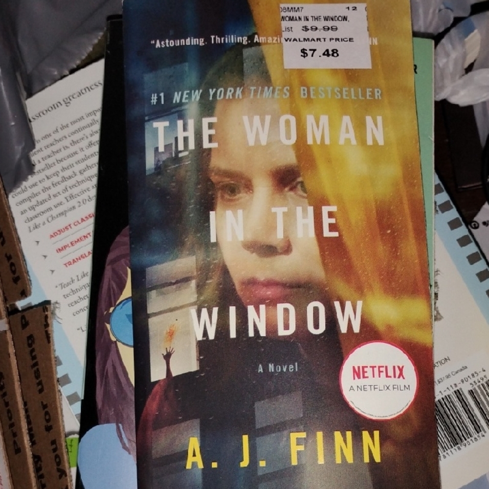 The Woman in the Window by - Multicolor Paperback